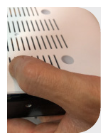 手順 3：ハードディスクを NVR に入れる